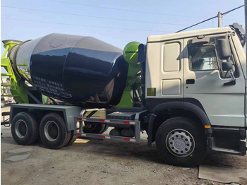 Hormigonera SINOTRUK HOWO