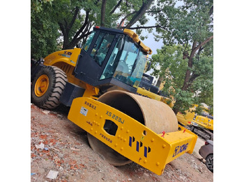 Compactador XCMG XS223J