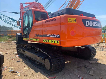 Excavadora de cadenas Doosan DX300: foto 4