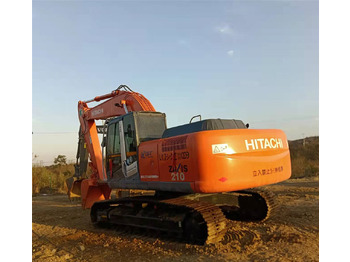 Excavadora de cadenas Hitachi ZX210: foto 3