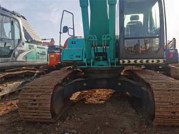 Excavadora de cadenas Kobelco SK210LC: foto 2