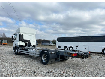 Camión chasis DAF CF75.310: foto 4