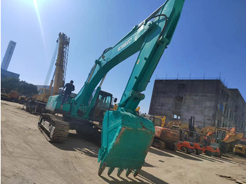 Excavadora de cadenas KOBELCO