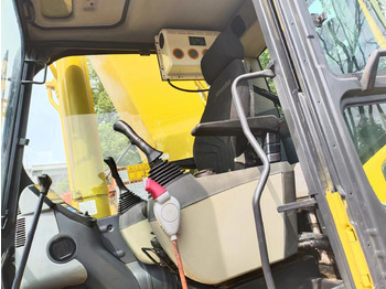 Excavadora de cadenas KOMATSU PC400-8: foto 4