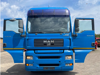 Cabeza tractora MAN TGA 26.430 TRACTOR UNIT: foto 2