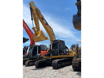 Excavadora de cadenas CATERPILLAR 323