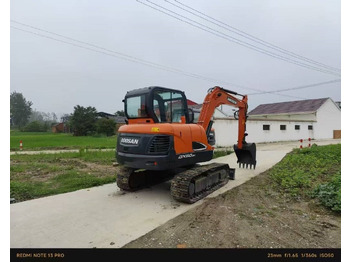 Leasing de Doosan DX 60  Doosan DX 60: foto 1