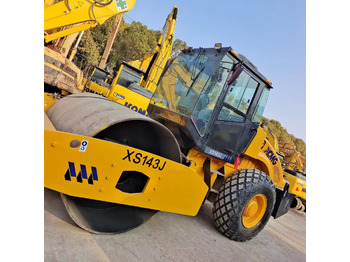 Compactador XCMG XS143J road roller: foto 2