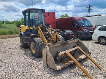 Cargadora de ruedas YANMAR