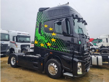 Cabeza tractora FORD