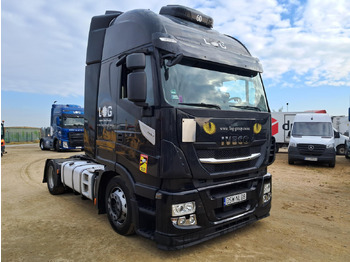Cabeza tractora IVECO