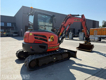 Excavadora 2018 Kubota U55-4 BELTEGRAVER ENGCON ROTOTILT 2 SKUFFER SERVICEHISTORIKK SENTRALSMØRING: foto 5