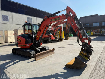 Excavadora 2018 Kubota U55-4 BELTEGRAVER ENGCON ROTOTILT 2 SKUFFER SERVICEHISTORIKK SENTRALSMØRING: foto 2