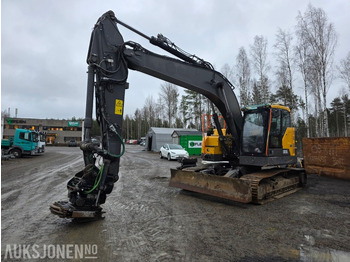 Excavadora VOLVO ECR235EL