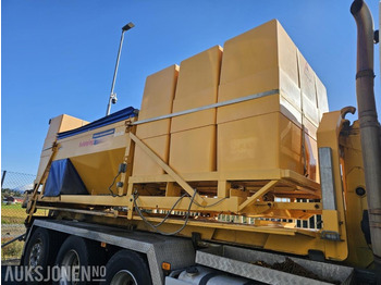 Implemento para Maquinaria de construcción 2017 Falköping CLC-857 kombispreder: foto 3