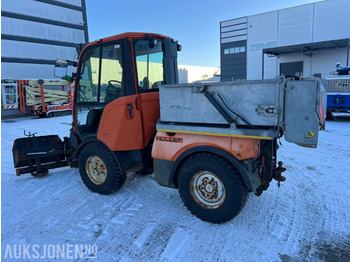 Maquinaria agrícola 2011 Holder C250 med snøskær og strøkasse (Rep obj): foto 3 Maquinaria agrícola 2011 Holder C250 med snøskær og strøkasse (Rep obj): foto 3