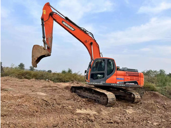 Excavadora de cadenas Doosan Used Excavator 225 DX225 DX300 DH150 DX300 DX420 DX520 for Sale: foto 3