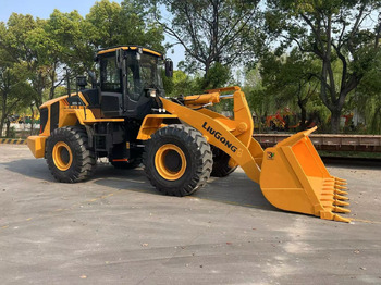 Cargadora de ruedas CUMMINS