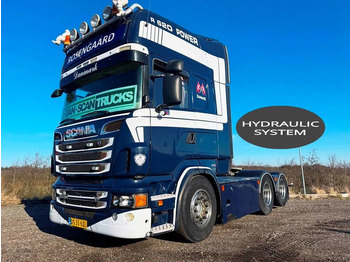 Leasing de Scania R620-V8 Special Interior. hydr. system. Air / Air suspension Scania R620-V8 Special Interior. hydr. system. Air / Air suspension: foto 1