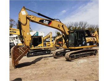 Excavadora CATERPILLAR 323D2L