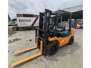 Carretilla elevadora diésel TOYOTA
