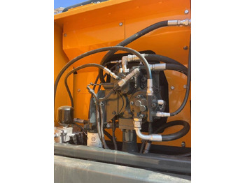 Excavadora de ruedas Hyundai 210W-9: foto 3