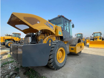 Compactador XCMG XS 223 J: foto 4