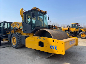 Compactador XCMG XS 223 J: foto 2