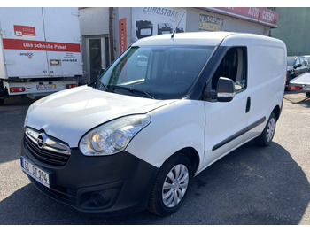 Leasing de  Fiat Doblo Fiat Doblo 1,3 jtd ECO Flex chłodnia do leków 2013 Fiat Doblo Fiat Doblo 1,3 jtd ECO Flex chłodnia do leków 2013: foto 4