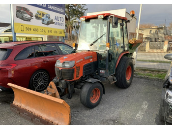 Tractor municipal KUBOTA