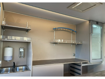 Camión tienda Renault Master Autosklep wędlin Gastronomiczny Food Truck Foodtruck Sklep Borco 201: foto 5 Camión tienda Renault Master Autosklep wędlin Gastronomiczny Food Truck Foodtruck Sklep Borco 201: foto 5