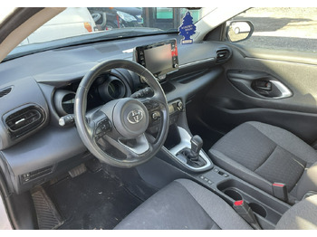 Hatchback TOYOTA