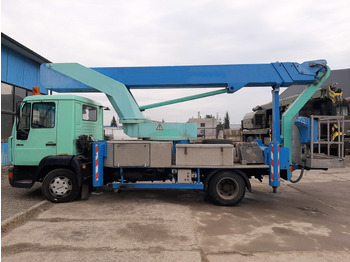 Camión con plataforma elevadora MAN