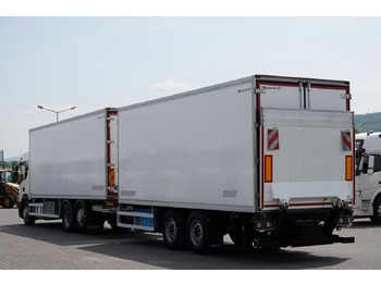 Camión frigorífico Scania P 410 / CHŁODNIA / ZESTAW TANDEM / PRZEJAZDOWY /: foto 4