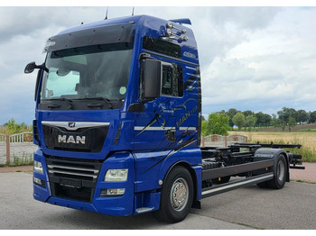 Camión chasis MAN TGX