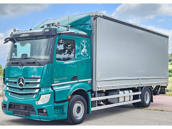 Camión lona MERCEDES-BENZ Actros
