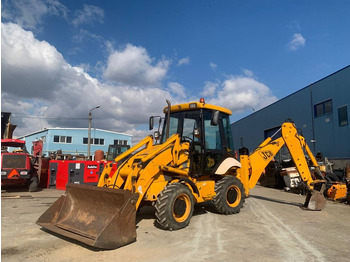 Retroexcavadora JCB 2CX