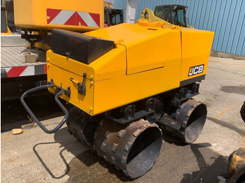 Apisonadora de asfalto JCB