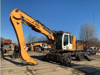 Manipulador de materiales LIEBHERR A 924