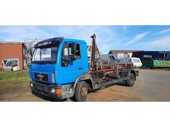 Camión multibasculante MAN L2000