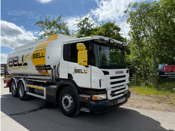 Camión cisterna SCANIA P 310