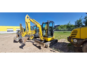 Miniexcavadora KOMATSU PC26