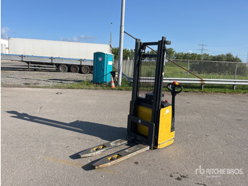 Transpaleta KOMATSU
