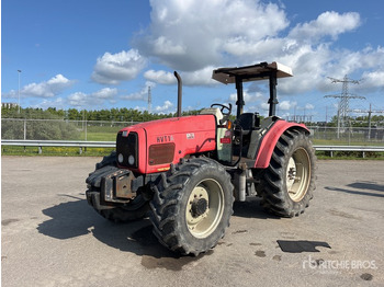 Tractor MASSEY FERGUSON