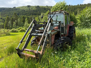 Tractor MASSEY FERGUSON 600 series