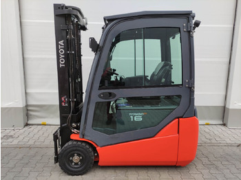 Carretilla elevadora eléctrica TOYOTA