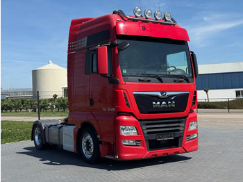 Cabeza tractora MAN