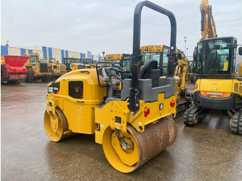 Leasing de Caterpillar CB34B NVT Caterpillar CB34B NVT: foto 1