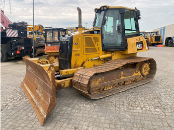 Bulldozer CATERPILLAR D6