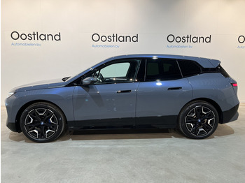 SUV/ Todoterreno BMW iX xDrive40 High Executive 77 kWh / Luchtvering / Pano / Harman Kardon / Trekhaak / Sportpakket / 27.750 KM !!: foto 3
